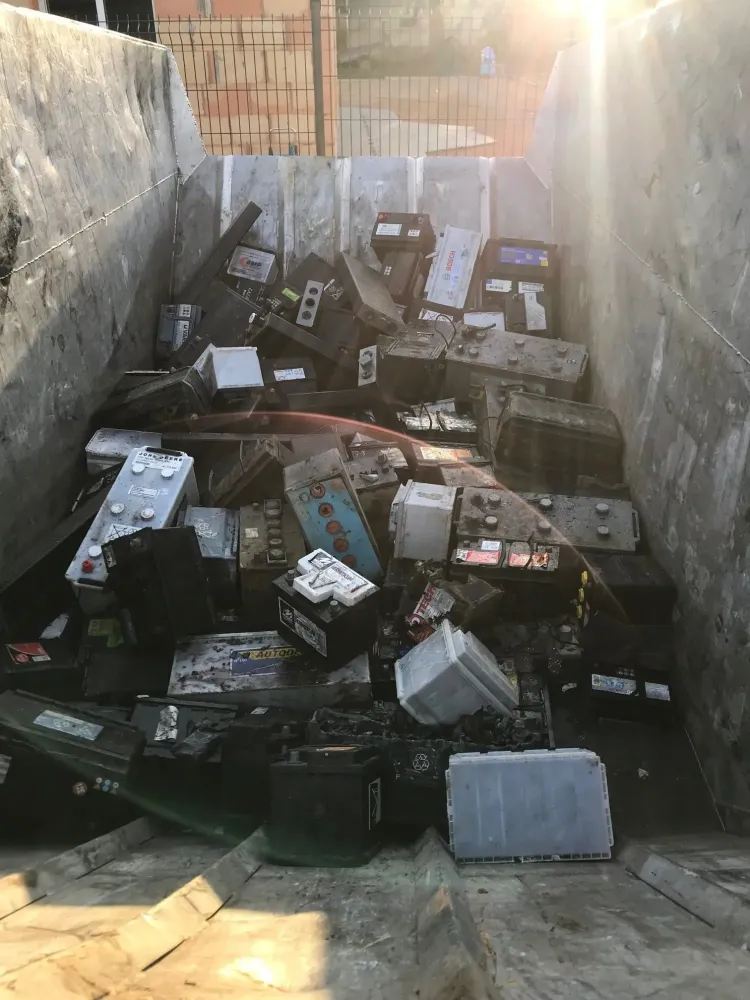 Collecte déchets industriels à Saint-Trivier-de-Courtes