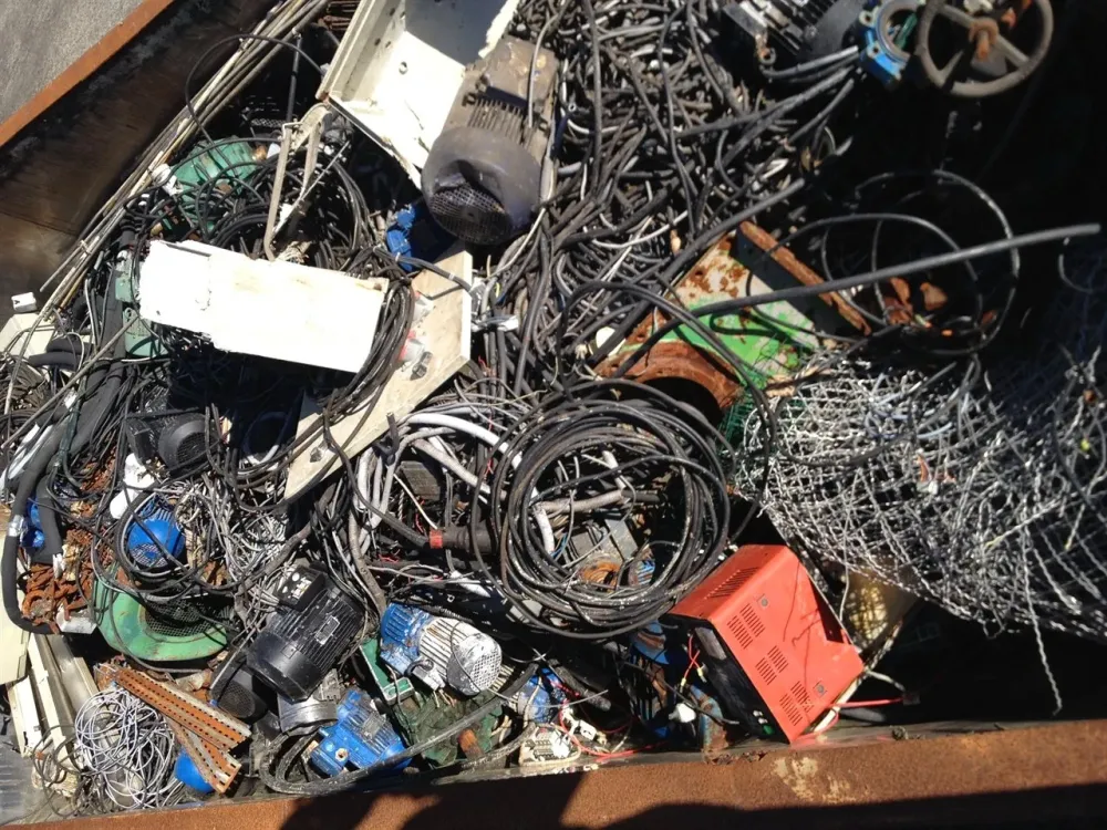 Ferrailleur à Saint-Trivier-de-Courtes